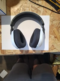 Bezdrôtové herné slúchadlá Turtle Beach Stealth 600 biele PS5 PS4 PC Bluetooth 80-hodinová výdrž batérie 50 mm meniče používané 2
