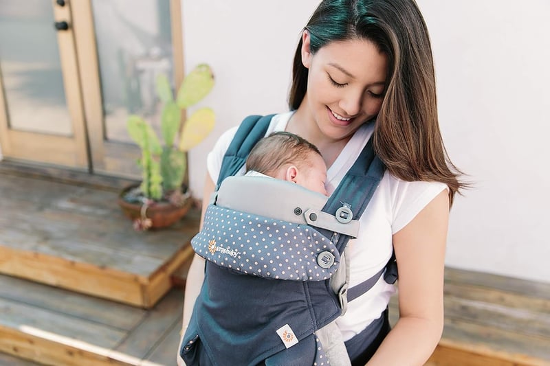 Ergobaby Újszülött Betét Original Collection - Szürke Pamut Babahordozó Kiegészítő 3,2-5,5 kg Babáknak, Géppel Mosható