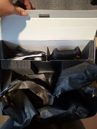 Herná konzola Microsoft Xbox Series X 1TB čierna, repasovaná súprava ovládača a konzoly s drobnými škrabancami pri HDMI porte 6