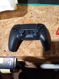 Bežični kontroler PlayStation DualSense s USB kabelom za PC, boja Midnight Black, kompatibilan s PS5 i PC-jem, rabljeno stanje 2