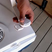 Elektrická chladiaca taška Mobicool ME27, 26 l, modrá, 12 V a 230 V, do auta a na kempovanie, režim Eco/Max – zlomená rukoväť (stav: pozri 2. obrázok) 2