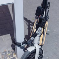 Sistem de alarmă portabil ABUS Alarmbox 2.0 cu cablu de conectare ACL 12/100 pentru biciclete, cărucioare și trotinete electrice, 100 dB, negru 4