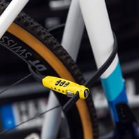 Zámok na kábel ABUS Combiflex TravelGuard – Na zabezpečenie prilby, kočíka, lyžiarskej výstroje a batožiny – dĺžka kábla 45 cm – číselný zámok – čierny 7