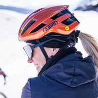 Cestný cyklistický prilba ABUS PowerDome MIPS – Ľahká cyklistická prilba s ventilačným systémom a ochranou proti nárazu – Vyrobené v Taliansku – Čierna, veľkosť S 6
