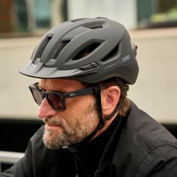 ABUS Urban-I 4.0 városi kerékpáros sisak, tölthető hátsó fénnyel, mágneses zárral - fekete - L-es méret 7