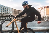 Cască de ciclism ABUS WingBack - Cască sportivă de șosea pentru adulți și tineri - Culoare mov - Mărimea M 8