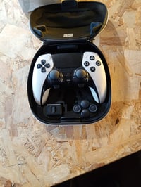 PlayStation DualSense Edge vezeték nélküli kontroller PS5 és PC kompatibilis — USB Dongle nem tartozék (állapot: lásd a 2. képet) 4