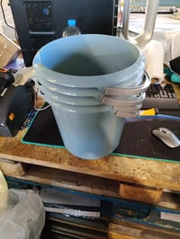 Vedro keeeper Mika s odmernou stupnicou a ergonomickou rukoväťou, 10 l, Nordic Blue, súprava 4 ks (neúplná súprava) 4