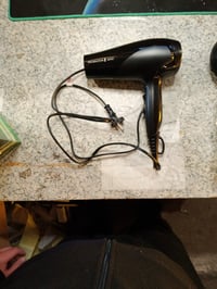 Remington D3198 Iconic Ionos Hajszárító 2200W Fekete — hibás, részben működik: alacsony légsebesség nem működik (állapot: lásd a 2. képet) 3