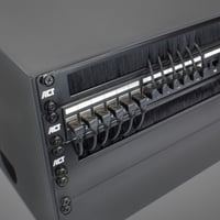 Tenký sieťový kábel ACT DC1905 CAT6A UTP s 90° zahnutým RJ45 konektorom vľavo, LSZH, 3,6 mm, čierny, 5 m, pre dátové centrá 8
