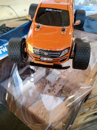 Mașină cu telecomandă Revell Control 24456 RC Truggy VW Amarok — defectă, funcționează parțial: nu virează la stânga (stare: vezi a doua fotografie) 2