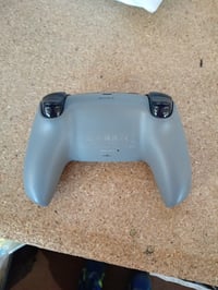 Bezdrôtový ovládač PlayStation DualSense Grey Camo — chybný, čiastočne funkčný: pravé smerové tlačidlo nereaguje (stav: pozri 2. obrázok) 3