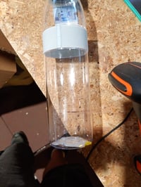 Znovupoužiteľná fľaša na vodu Mepal Ellipse 700 ml vo farbe Nordic Blue, vhodná aj na sýtené nápoje — na boku je lepkavá (stav: pozri 2. obrázok) 2