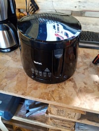Friteuză Tefal Maxi Fry FF1078, tehnologie Cool Wall, capacitate 1,2 kg — defectă, pentru piese: nu pornește (stare: vezi poza 2) 2