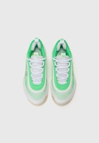 adidas Performance D.O.N. ISSUE 6 unisex edzőcipő fehér/zöld/kék - 35.5 4