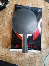 Paletă de tenis de masă Butterfly Ovtcharov Striker – Fețe LAGNUS 2,0 mm, Lemn ofensiv cu 5 straturi, Mâner concav, Aprobată ITTF, pentru joc cu efect – 2