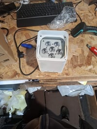 PUZILOZA 108W Akumulatorsko LED Par svjetlo RGBWA+UV, bijelo, s daljinskim upravljačem, DMX i aplikacijom — kozmetičko oštećenje (stanje: vidi 2. sliku) 2