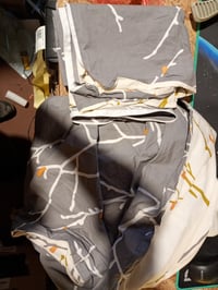 Bedsure pamučna posteljina s uzorkom grančica, siva, 155x220 cm, 3 dijela — vidljivo korišteno (stanje: vidi 2. sliku) 2