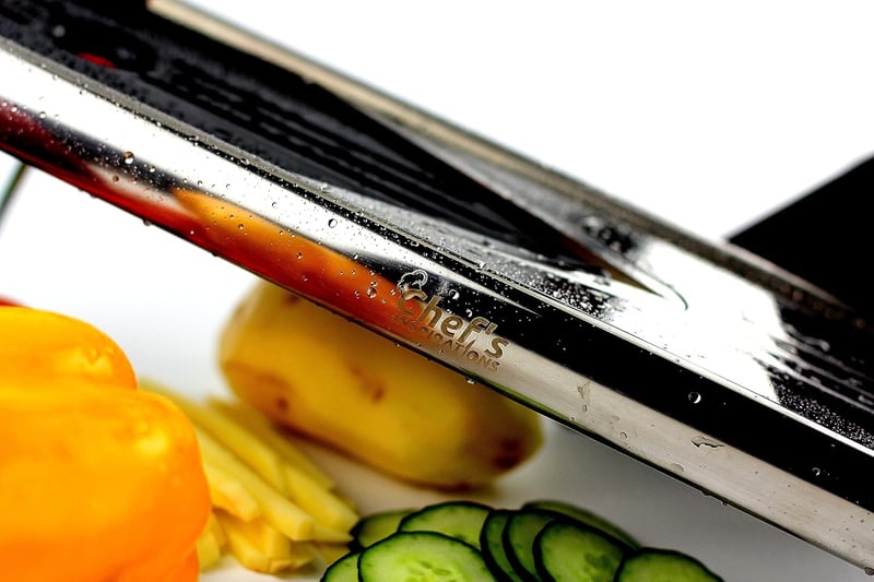 V-pengés Chef's INSPIRATIONS mandolin zöldségszeletelő 6 betéttel és kesztyűvel