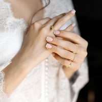 DIVINA VITAE 4 db Egymásra Rakható Női Gyűrű Szett, 18K Arany Bevonattal, Cirkónia Kövekkel, Elegáns Hipoallergén Vékony Gyűrűk, Réz Alapany 5