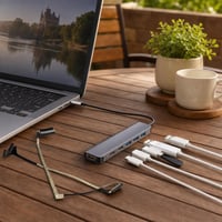 Set za popravak i proširenje laptopa: 1x Ethernet/USB kabel + 1x 6-u-1 USB-C hub 1
