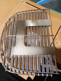onlyfire Rozsdamentes Acél Grillrács Weber Q200, Q220, Q2000, Q2200, Q2400 Gázgrillhez — két fém tartó hiányzik (állapot: lásd a 2. képet) 2