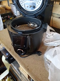 Multicooker inteligent Moulinex Cookeo Wi-Fi CE96G810, 6 litri, negru, 10 moduri de gătire, funcție de gătire sub presiune, conectivitate Wi-Fi 3