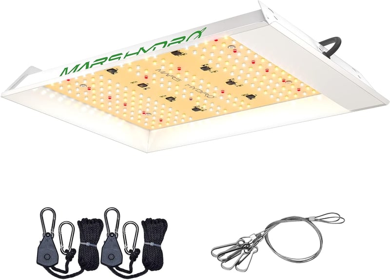 Mars Hydro TS600 LED Növénylámpa - Teljes Spektrumú UV IR Beltéri Növényvilágítás Magokhoz, Palántákhoz, Zöldségekhez és Virágokhoz, 45x45 c