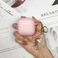 AIIEKZ AirPods 4 (2024) szilikon tok pillangó kulcstartóval - rozéarany 6