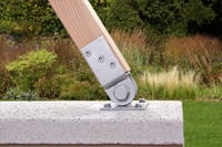 Alberts 208707 nastaviteľná pätka stĺpika, žiarovo pozinkovaná, skrutkovacia, vnútorná šírka 71 mm 4