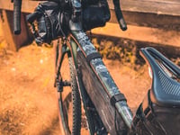 Ochranná fólia na rám bicykla All Mountain Style AMS Honeycomb pre štrkové a cestné bicykle, biela, extra veľká 3