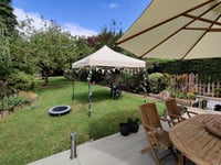 All Seasons Gazebos Összecsukható Pavilon és Előtető 3x3 m Bézs Vízálló Gyorsan Felállítható Kerti Rendezvénysátor 9