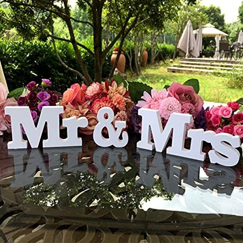 Alnicov Mr and Mrs fehér dekorációs felirat esküvői asztal díszítéshez