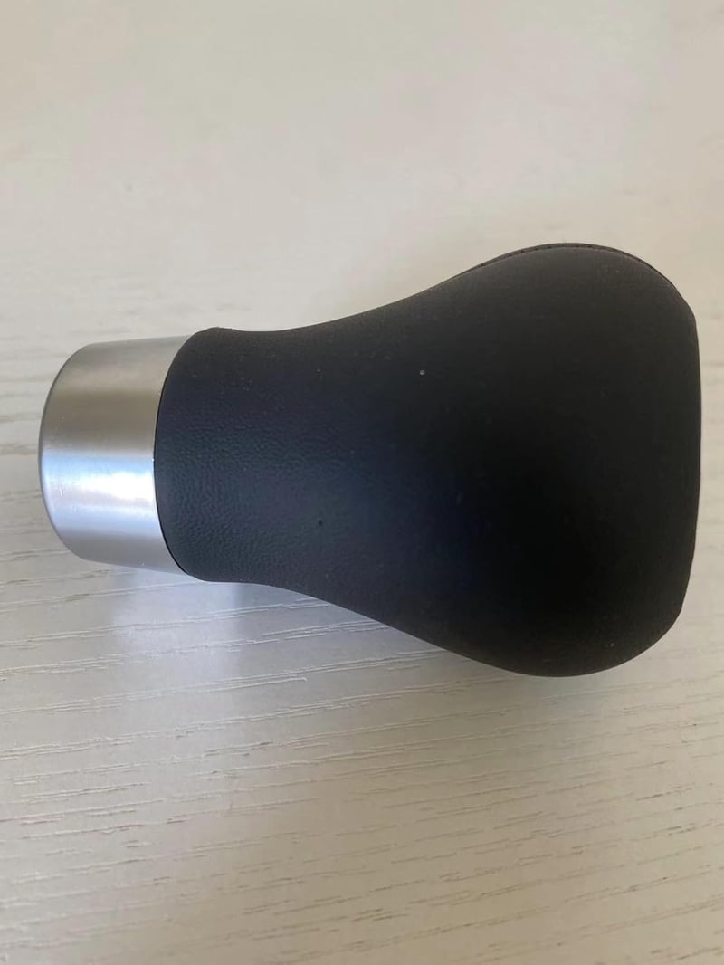 Amazleer 6 Sebességes Váltógomb – Fekete, Univerzális BMW-hez (1, 3, 5, 6 Sorozat, X1, X3, X5, E60–E84)