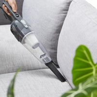 Tyčový vysávač Amazon Basics 2 v 1 s ECO motorom a vymeniteľným filtrom – čierny 6