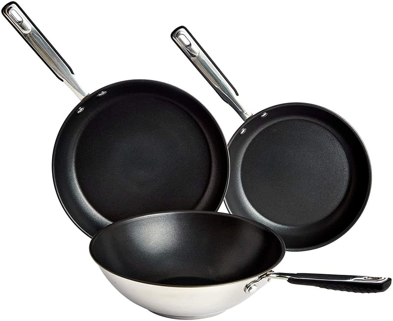 3-dielna súprava nepriľnavých panvíc a wok panvice Amazon Basics, nehrdzavejúca oceľ — Mierne opotrebovanie na panvici (stav: pozri 2. obrázok)