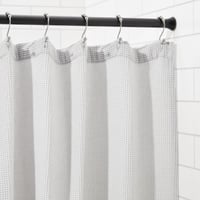 Nastaviteľná sprchová tyč Amazon Basics, 198 – 274 cm, čierna, napínacia tyč do kúpeľne 6