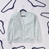Set umerașe din catifea Amazon Basics – Subțiri, antiderapante, bleumarin/argintiu, 50 buc. 3