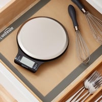 Cântar de bucătărie digital Amazon Basics cu afișaj LCD, oțel inoxidabil, fără BPA, max. 5 kg, negru, baterii incluse 10