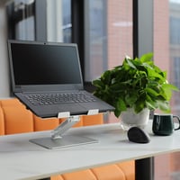 Suport ergonomic pentru laptop Amazon Basics, unghi reglabil, orificii de ventilație, pentru laptopuri de 10-17 inchi (25,4-43,2 cm), argintiu 7