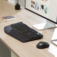 Ergonomická bezdrôtová súprava klávesnice a myši Amazon Basics, nemecké rozloženie, čierna 2