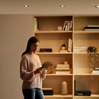 Amazon Basics GU10 LED reflektorska žarulja 4,7W (zamjena za 50W), topla bijela, nije prigušiva, pakiranje od 6 komada 10