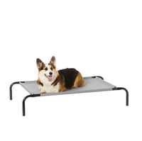 Vyvýšený chladiaci pelech pre psov Amazon Basics, veľkosť M, sivá, 110x65x19 cm, nosnosť do 34 kg 1