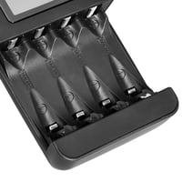 Încărcător inteligent digital de baterii Amazon Basics pentru 4 baterii AA și AAA, negru 3