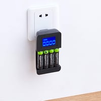 Încărcător inteligent digital de baterii Amazon Basics pentru 4 baterii AA și AAA, negru 6
