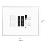 Magnetická biela tabuľa Amazon Basics s hliníkovým rámom, samolepiaca – 28 x 36 cm 4