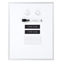 Magnetická biela tabuľa Amazon Basics s hliníkovým rámom, samolepiaca – 28 x 36 cm 9