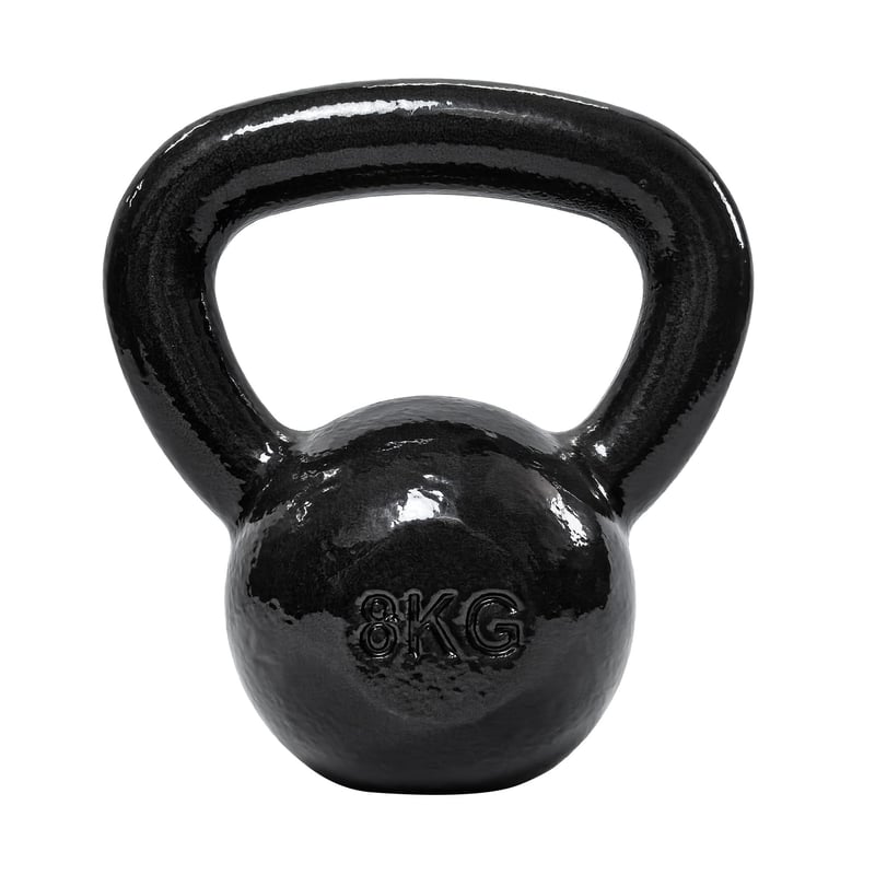 Liatinový kettlebell Amazon Basics, 8 kg, čierny, na cvičenie so závažím