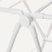 Skladací kovový sušiak na bielizeň Amazon Basics so 4 krídlami, 155 x 60 x 126 cm, biely 4