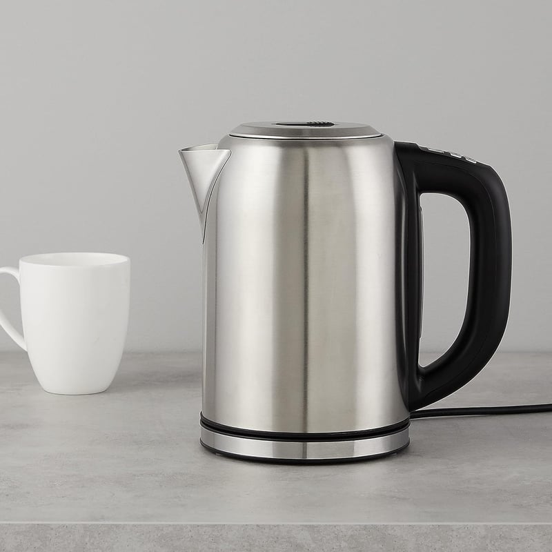 Amazon Basics Rozsdamentes Vízforraló Digitális Kijelzővel, Hőmérséklet Szabályozás, 1.7L